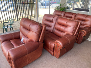 3 Piece 5 action Braxton Lounge suite